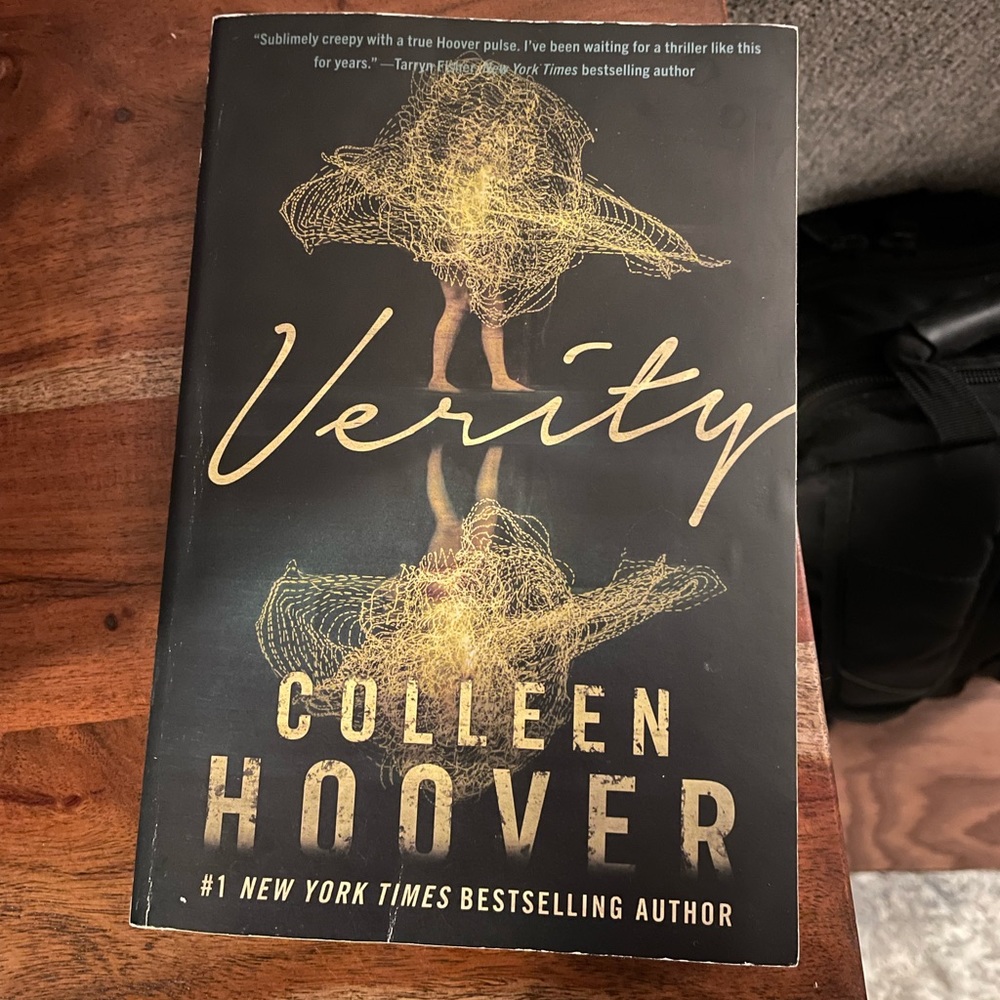 Verity by Colleen Hoover